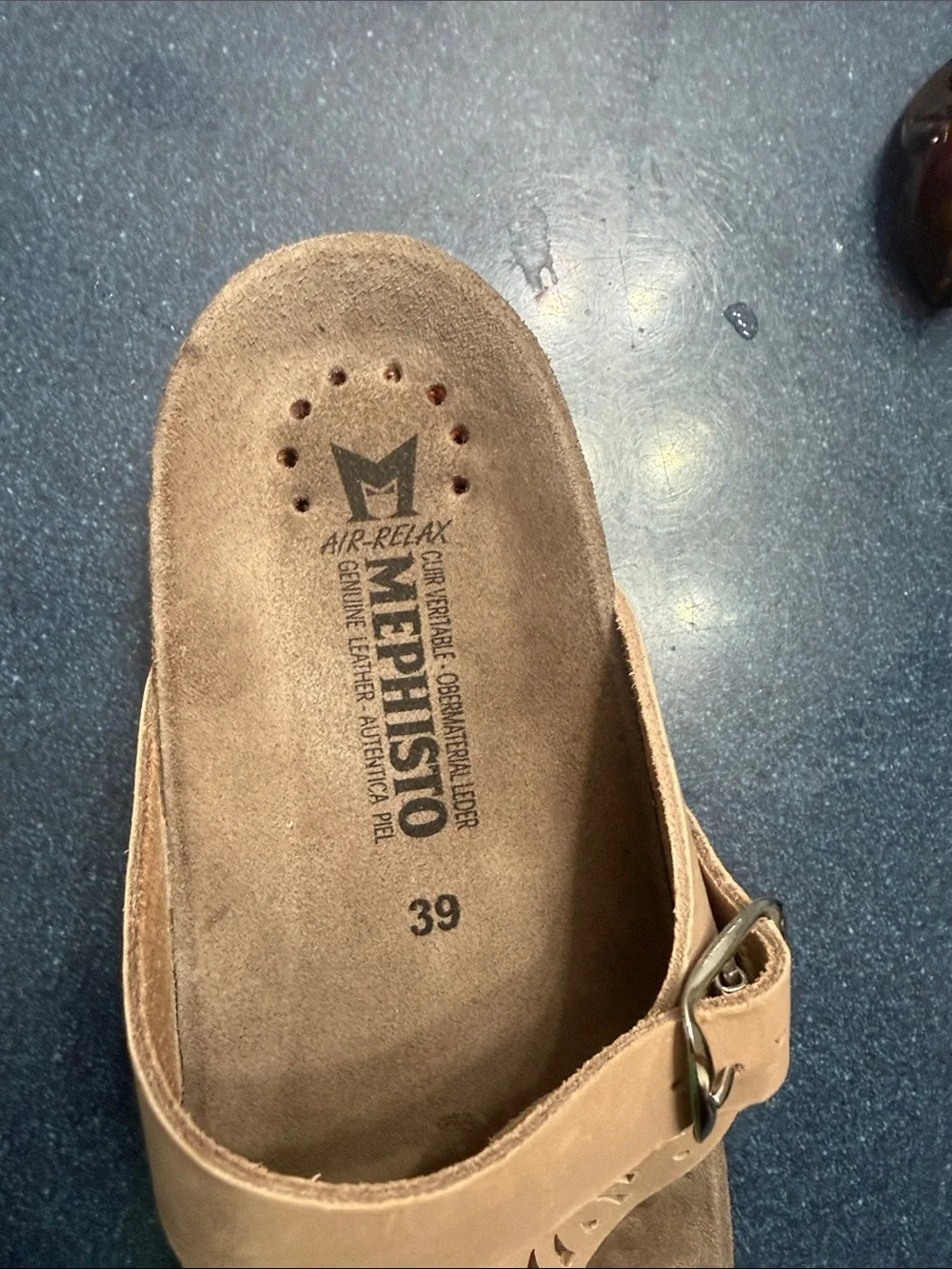 Mephisto Women's Tan Suede Laser-Cut Toe-Post Sandals